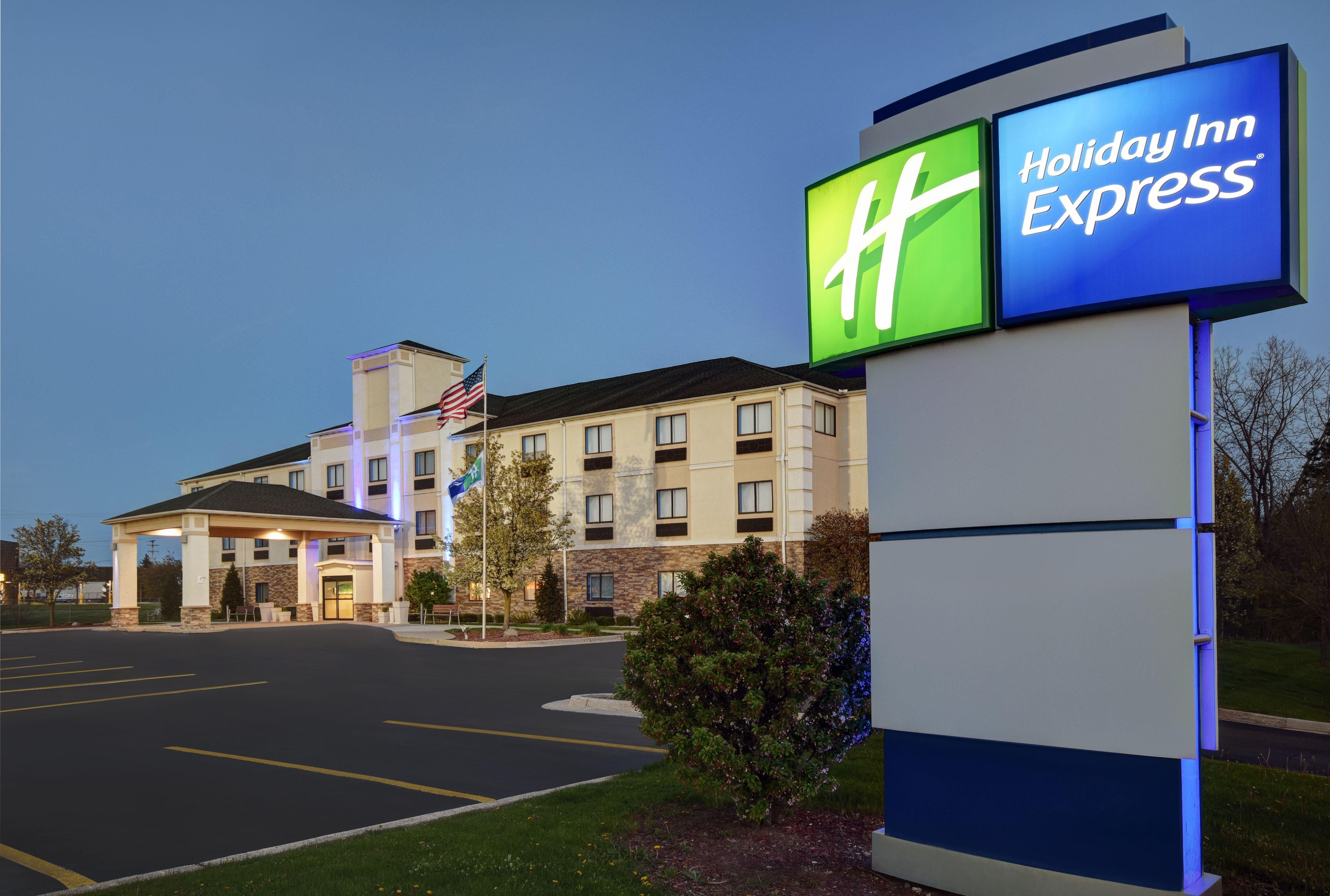 Holiday Inn Express Adrian By Ihg Exterior photo