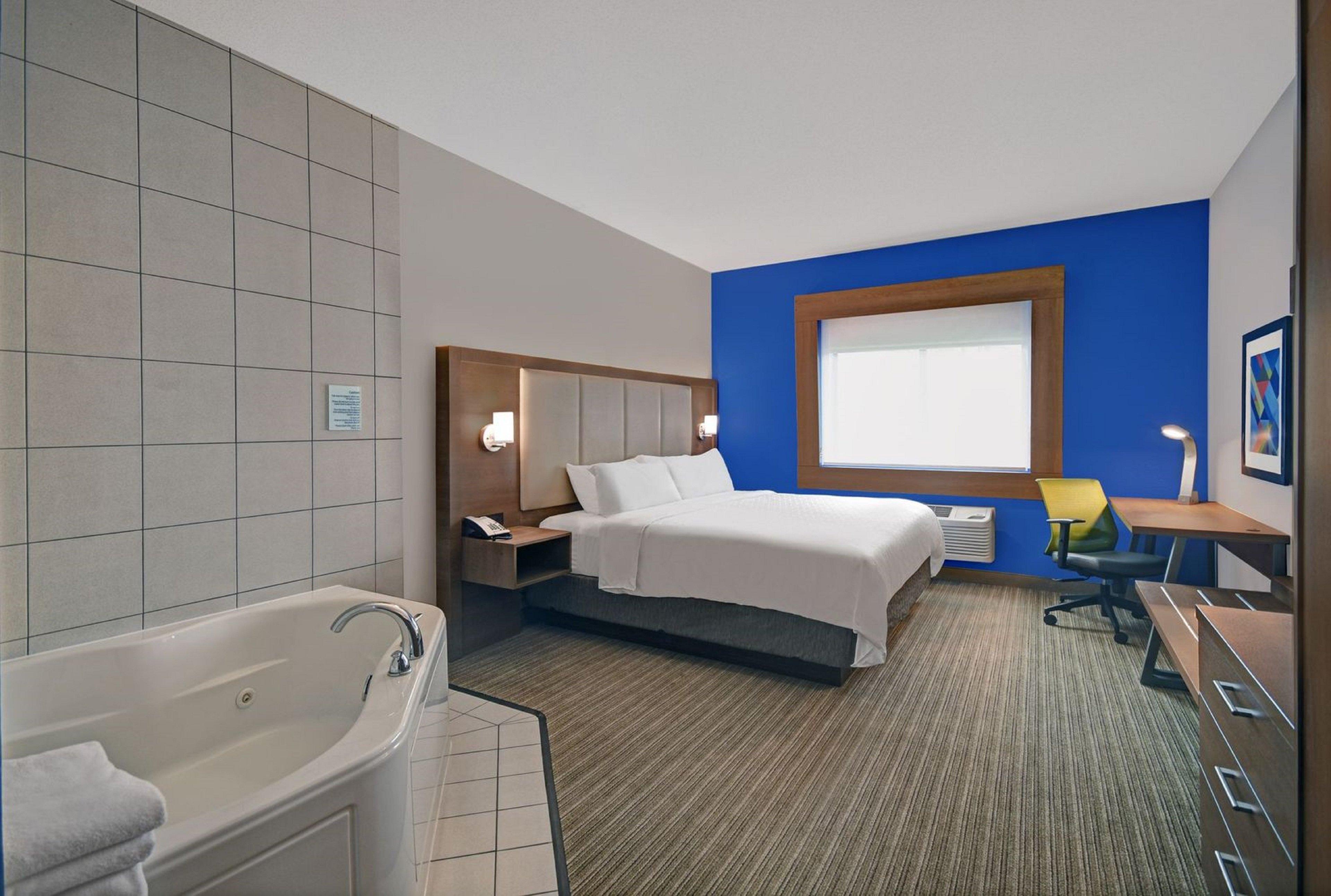 Holiday Inn Express Adrian By Ihg Exterior photo