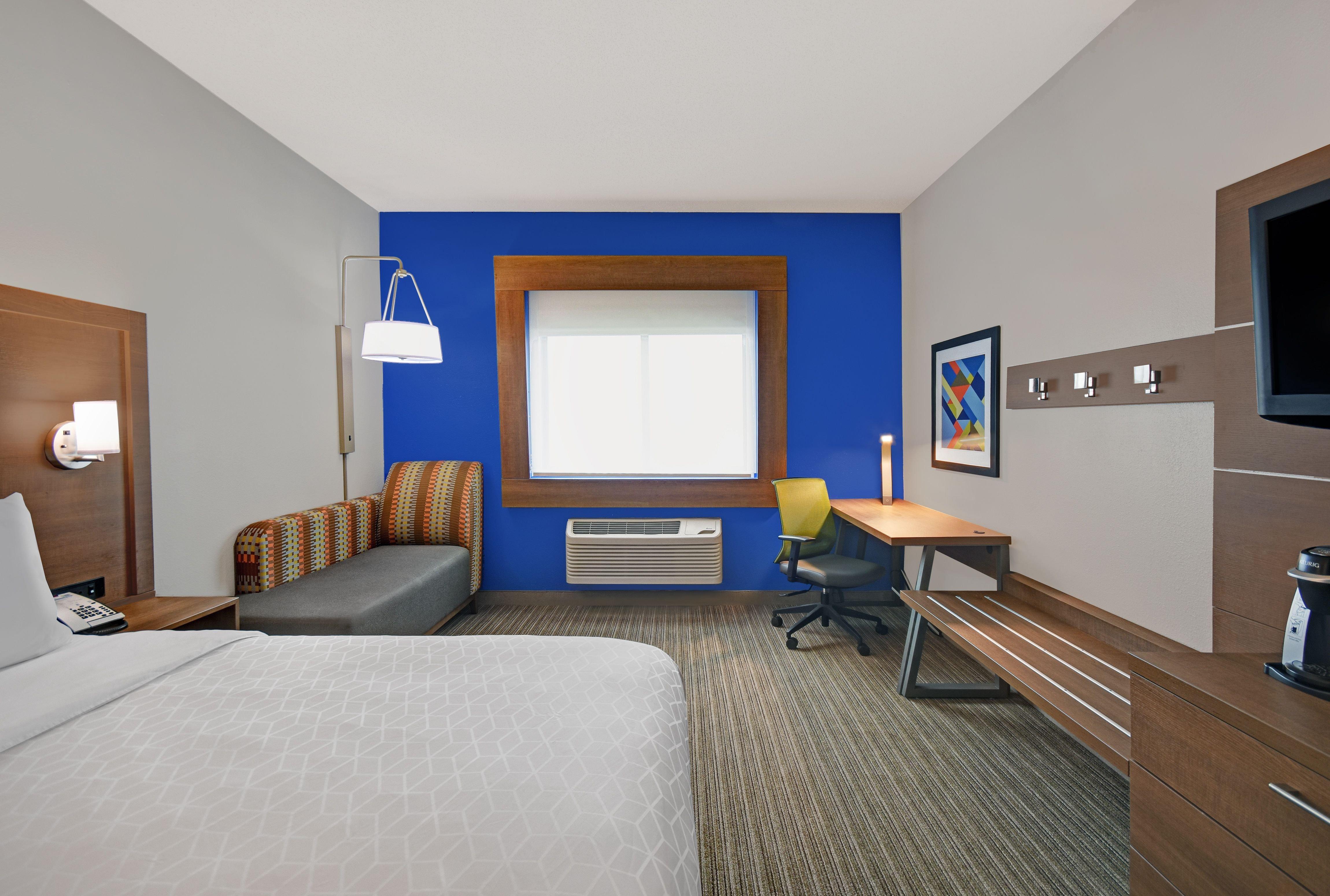 Holiday Inn Express Adrian By Ihg Exterior photo