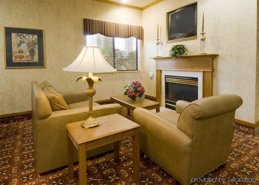 Holiday Inn Express Adrian By Ihg Room photo